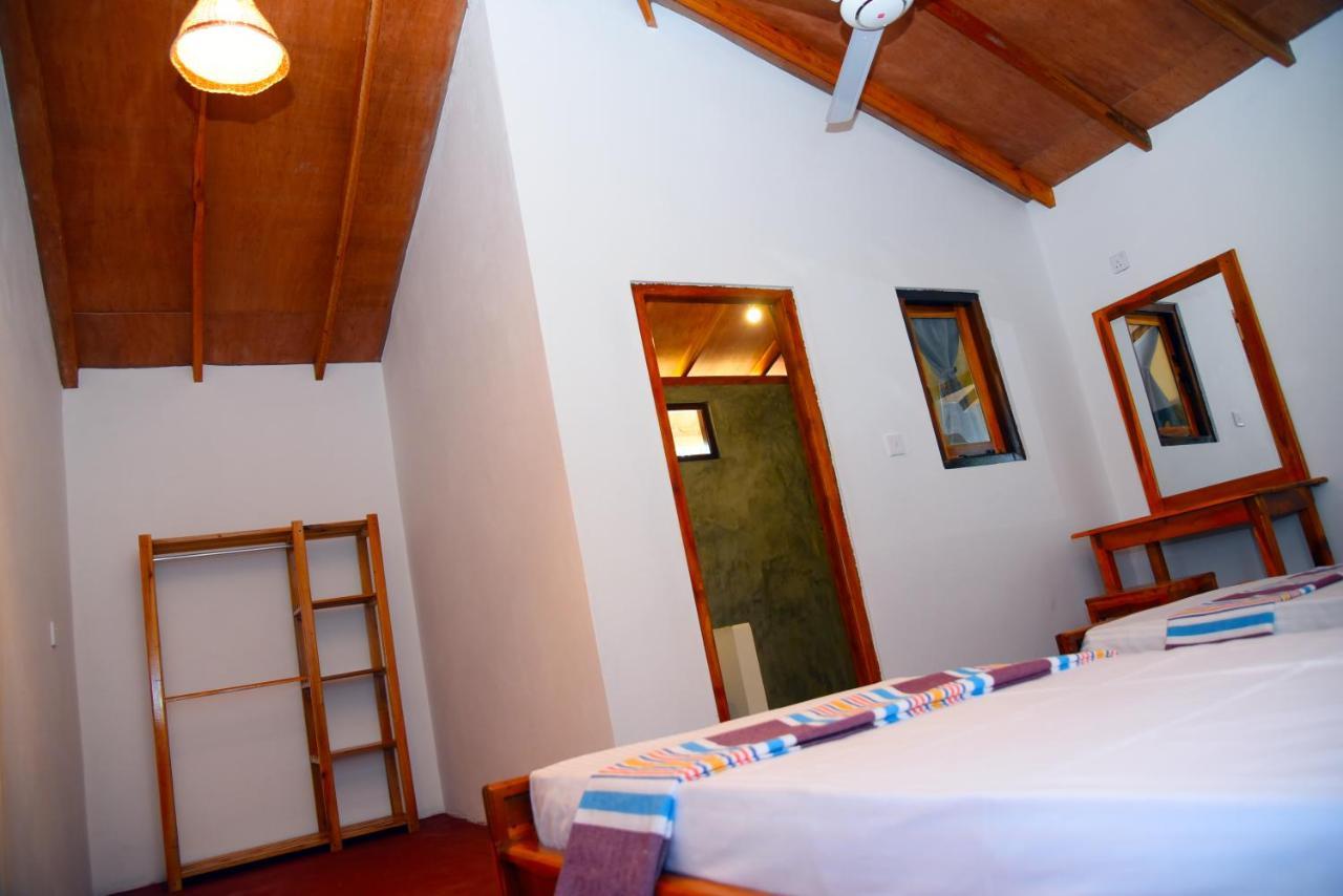 Prime Surfers Bungalow Arugam Bay Exterior photo